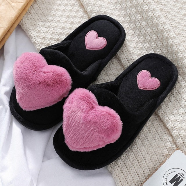 Pantufa Feminina de Pelúcia